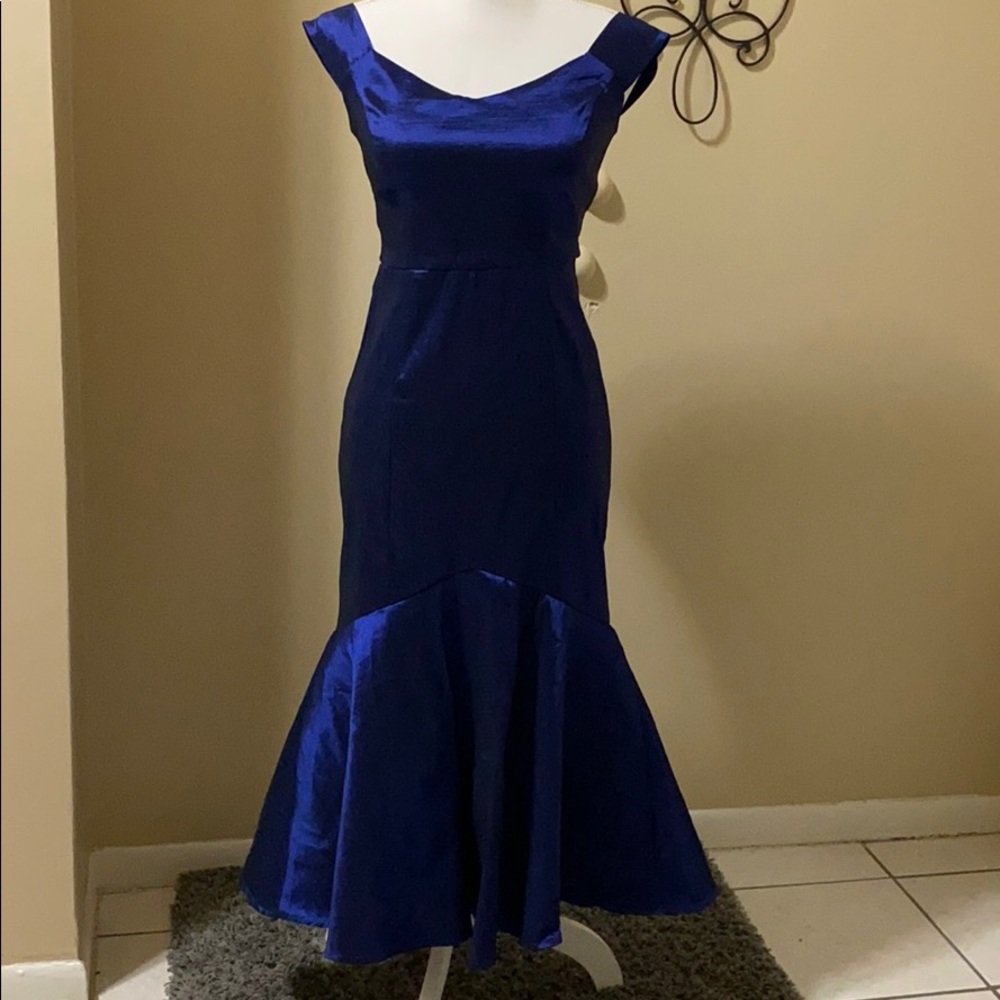 Windsor blue  mermaid dress size small